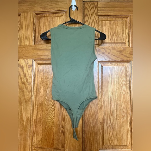 Abercrombie & Fitch - Olive Green Bodysuit - Picture 3 of 3